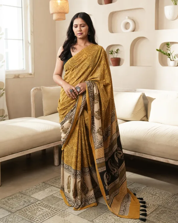 Mustard_Cotton_Paisley_Border_Print_Mulmul_Saree_For_Women